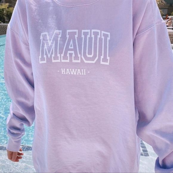 Comfort Colors Tops - Maui Hawaii sweatshirt